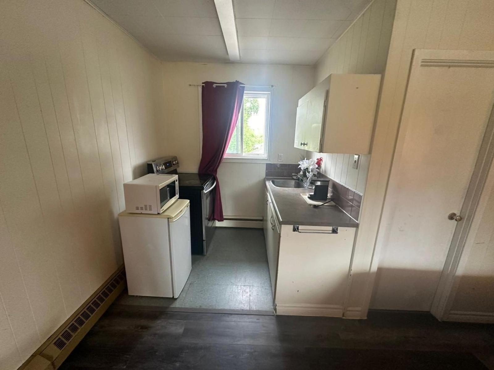 Pine Ridge Motel Тимминс Экстерьер фото